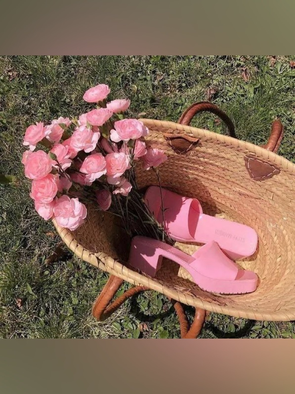 🩵 Steve Madden Harin Sandals Pink Baby Blue Patent Slide Mules 10 Barbie - Picture 16 of 16